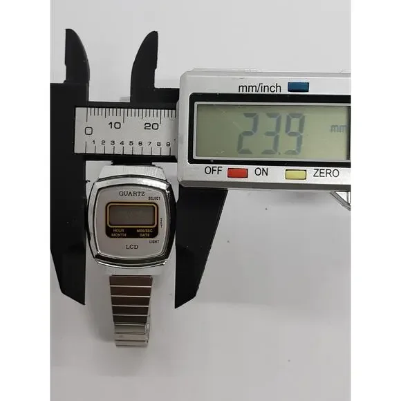 Men's digital watch. Quartz LCD. Multi function silver face